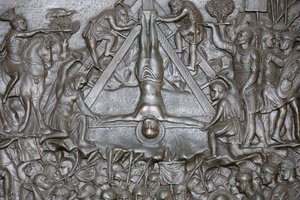 La Crucifixion de Saint Pierre - (détail) portail - Porte d