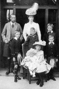 Le Prince et la Princesse de Galles et leurs enfants, Abergeldie, Écosse, 1906 - Unbekannt