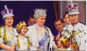 La famille royale sur le balcon du palais de Buckingham, à l