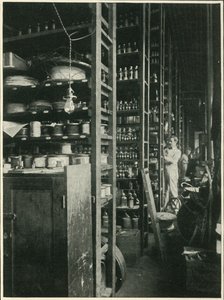 Les étagères du laboratoire d