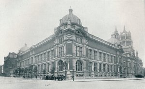 Le nouveau musée Victoria et Albert ouvert le 26 juin 1909, vers 1909 - Unbekannt