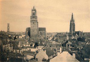 Les trois tours : le beffroi, la cathédrale et l