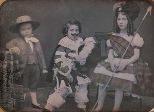Trois enfants en costume - Unbekannt