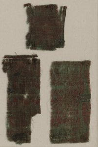 Trois fragments de soie gothique italienne, 1300s - Unbekannt