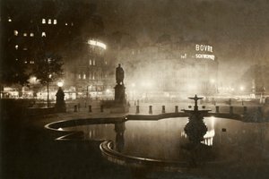 Trafalgar Square. Vue vers Charing Cross. Londres de nuit, 1928 - Unbekannt