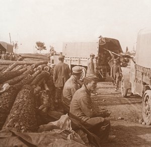 Camions sur la Voie Sacrée, Verdun, nord de la France, c1914-c1918 - Unbekannt