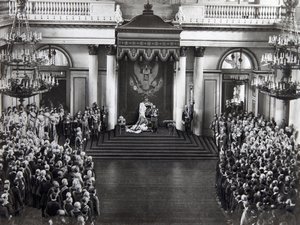 Le tsar Nicolas II parlant à l