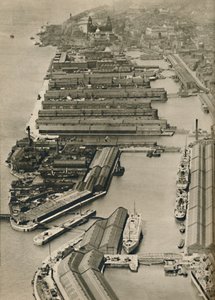 Des navires partent de Liverpool vers des ports du monde entier, depuis la rivière Mersey, 1936