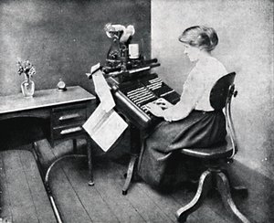 Opératrice sur clavier Monotype, 1917 - Unbekannt