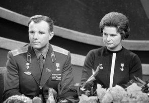 Youri Gagarine et Valentina Terechkova, cosmonautes russes, 1963 - Unbekannt