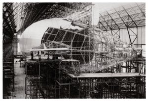 Zeppelin LZ 126 en construction, Friedrichshafen, Allemagne, 1924-1933 - Unbekannt