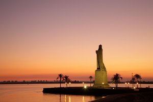Monument de Colomb sculpté par Gertrude V. Whitney à Punta del Sebo près de Huelva, province de Huelva, Andalousie, sud de l