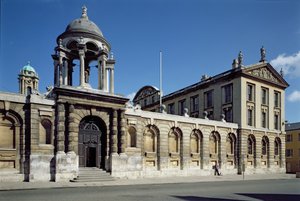 Extérieur de la cour avant du Collège Queens, Oxford, construit en 1709-34 - Unbekannt Unbekannt