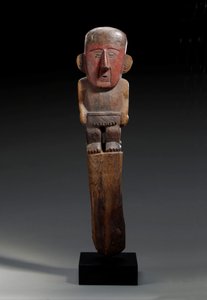 Un marqueur figuratif en bois Chimu, c.1100-1400