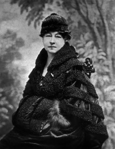 Alice Guy Blaché (1873-1968) première réalisatrice de cinéma (La fée aux choux en 1896) et créatrice de la Solax Film Co en 1910 - Unbekannter Künstler