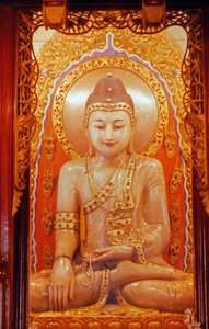 Grande statue de Bouddha au monastère de Jade Bouddha à Shanghai, Chine, années 1960
