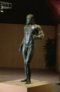Soldat en bronze, récupéré de la mer à Riace, Sicile, Ve siècle av. J.-C.