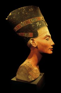 Buste de la reine égyptienne Néfertiti