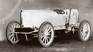 Voiture Mors de 80 ch de C S Rolls, record battu