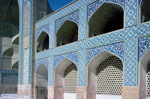 Arcade de la cour (riwaq) et entrée voûtée ouest (iwan) vers 1121-2 - Unbekannt