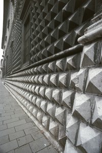 Détail de la façade du Palazzo dei Diamanti, Ferrare, Italie