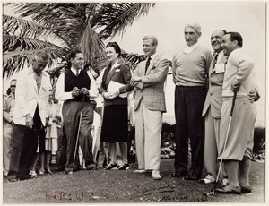 Édouard, duc de Windsor (1894-1972) et Wallis, duchesse de Windsor (1896-1986) à un tournoi de golf à Nassau - Unbekannt