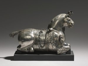 Vase à boire en forme de cheval, 200-325 - Unbekannt