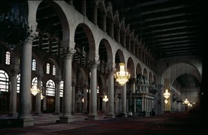 Intérieur de la salle de prière, vers 705-715 apr. J.-C. - Unbekannt