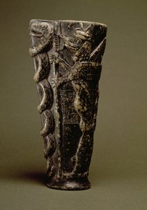 Gobelet de libation du prince Gudea, dédié à son dieu personnel Ningishzida, de Telloh, ancienne Girsu, c.2150 av. J.-C. (stéatite)