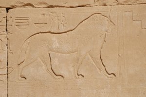 Sculpture de lion, Karnak, Louxor, Égypte (photo) - Unbekannt