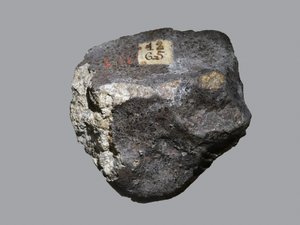 Chondrite ordinaire (L6). Tombée à L