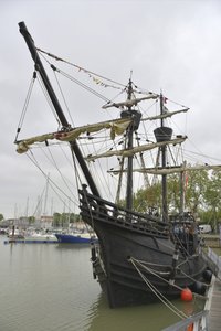 Réplique de la caraque "Neo Victoria" bateau de Magellan lors du premier tour du monde - Unbekannter Künstler