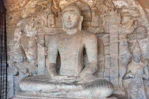 Relief de Bouddha en posture de méditation; Temple Gal Vihara; Polonnaruwa; Sri Lanka; Asie - Unbekannt