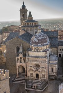Vue de la Piazza Duomo, Bergame Alta, Italie - Unbekannter Künstler