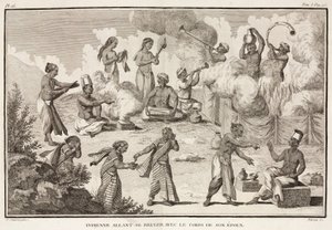 Veuve sur le point de se brûler sur le bûcher funéraire de son mari, Inde