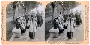 Enfants de mission, avec une petite fille américaine, Canton, Chine, 1900 - Underwood and Underwood