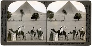 La Grande Pyramide de Gizeh, Égypte, 1905 - Underwood and Underwood