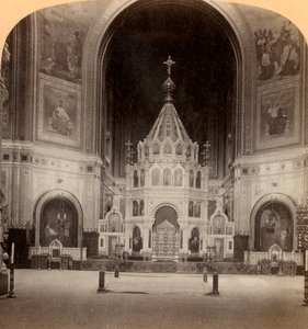Le Magnifique Autel, Temple de Notre Sauveur, la plus grande église de Moscou, Russie - Underwood and Underwood