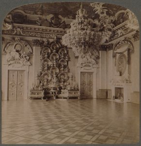 Salle du trône, Palais royal, Berlin, avec buffet chargé de plats et décorations royales, Allemagne, 1903 - Underwood and Underwood