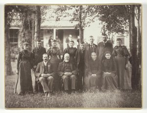 Sans titre (Portrait de groupe de douze personnes) - Unknown