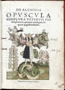 Femme couronnée à double visage debout sur un animal monstrueux, brandissant une coupe et un serpent - Frontispice du recueil De Alchimia opvscvla complvra vetervm philosophorum - Unknown artist