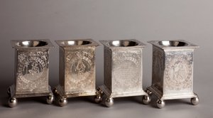 Quatre salières : De gauche à droite : 1636 (inv AG 0024) - Unknown artist