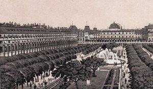 Paris, France : vue du Palais Royal