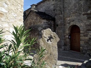 Monument commémoratif cathare à Minerve dans l