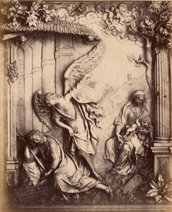 [Détail de la sculpture en relief]