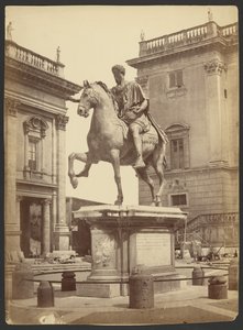 [Statue équestre de l