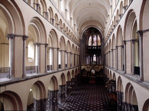 Intérieur de la Cathédrale de Tournai : la nef - Unknown artist