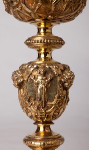 Orfèvrerie. Calice. Don du chanoine A. Le Vaillant de la Bassarderie, doyen du chapitre de la cathédrale 1726 à 1758 (détail) - Unknown artist
