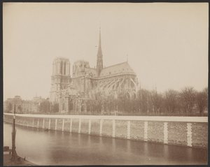 [Notre-Dame vue de la Seine]