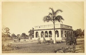 [Le Baradari à Wingfield Park, Lucknow] - Unknown artist